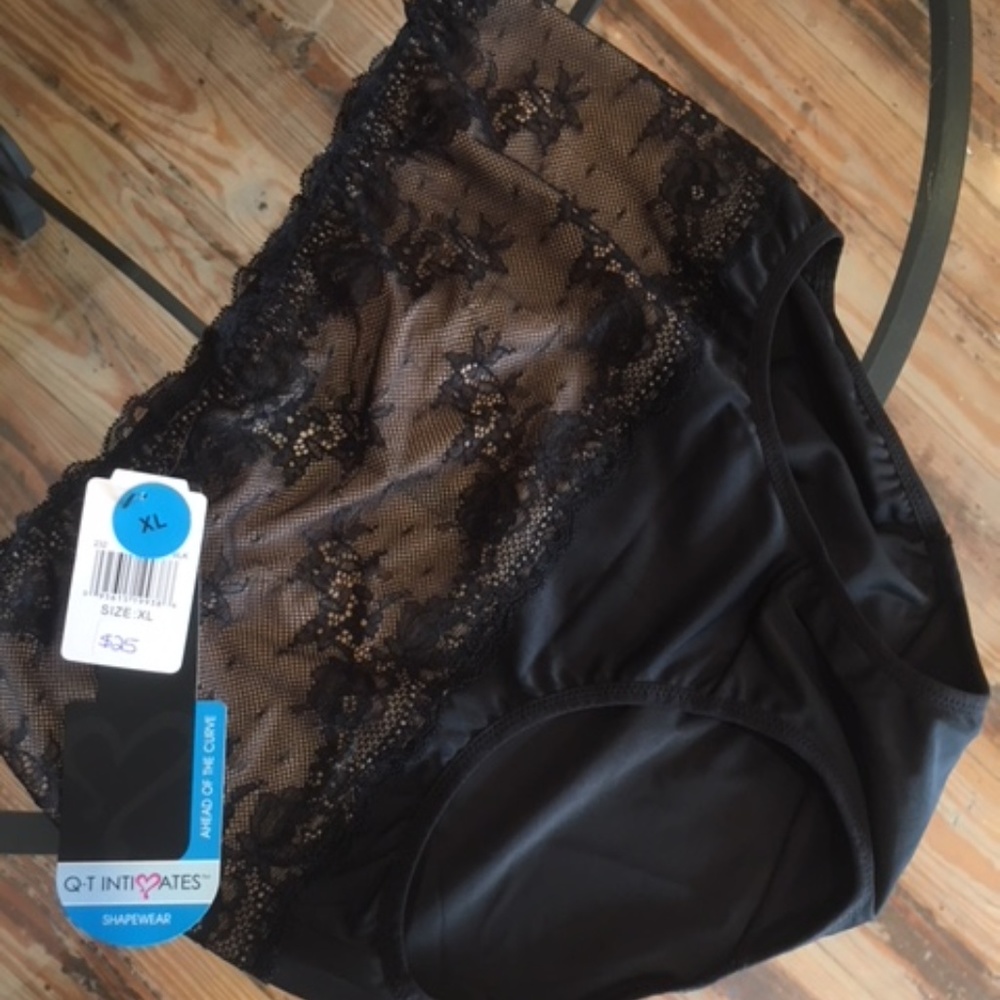 NWT PLUS SIZE HIGH-WAIST LACE UNDERWEAR